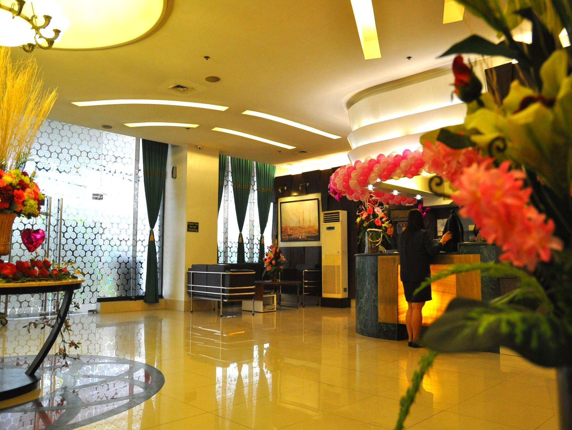 Eurotel North Edsa Quezon City Exteriör bild